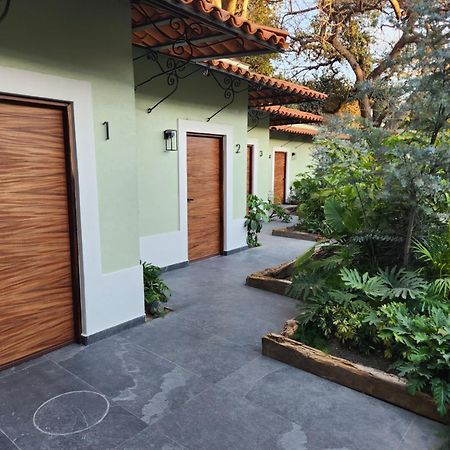 Hotel Boutique Villa Escondida, A Pasos De Lo Mejor En Tlaquepaque Zewnętrze zdjęcie