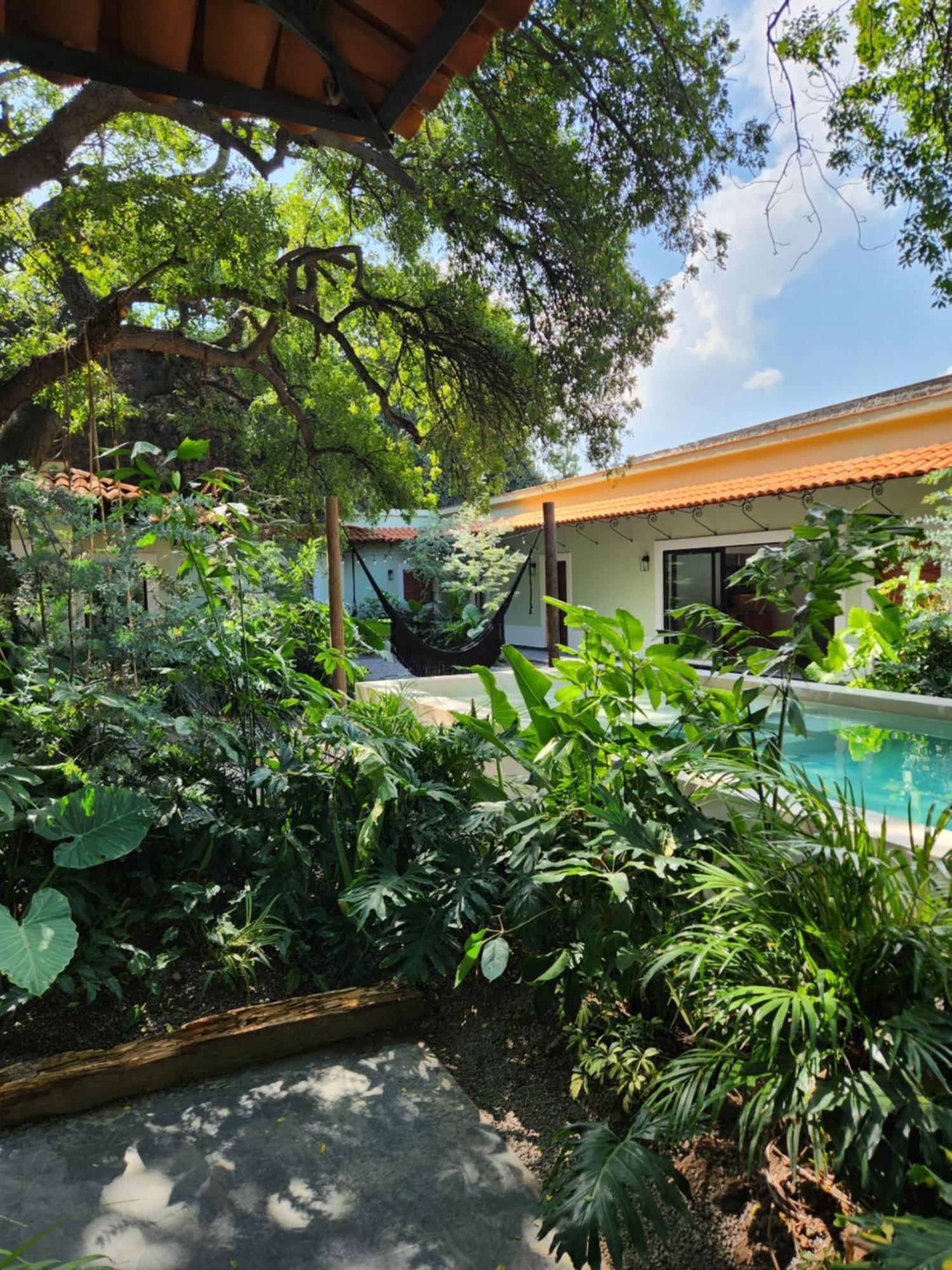 Hotel Boutique Villa Escondida, A Pasos De Lo Mejor En Tlaquepaque Zewnętrze zdjęcie